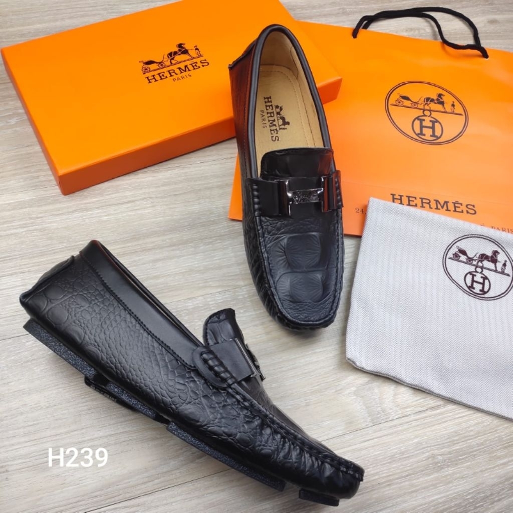 sepatu loafer pria kulit H3RM3S