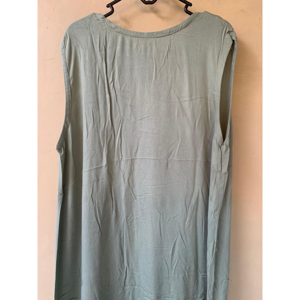 SLEVELESS DRESS SAGE