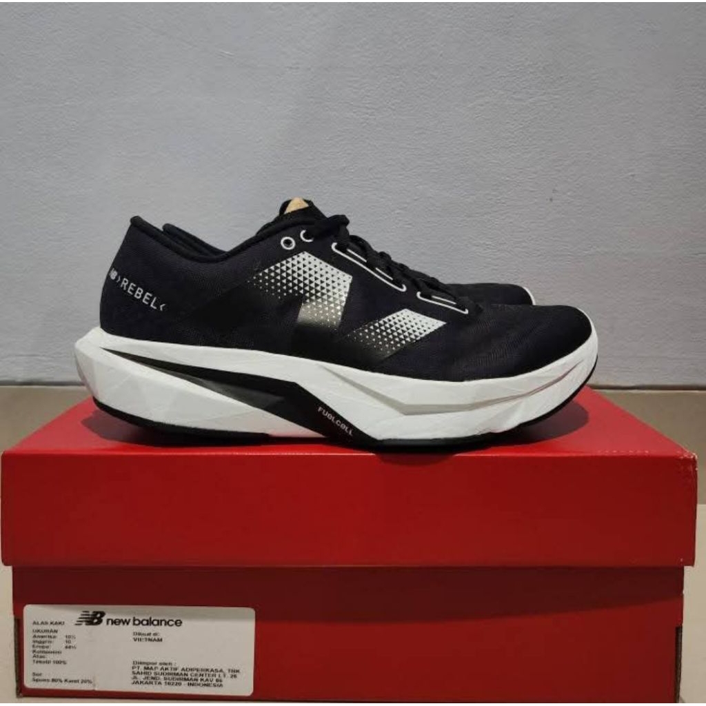 NEW BALANCE Fuelcell Rebel V4 Men's Running Shoes MFCXCS4 Original BNIB