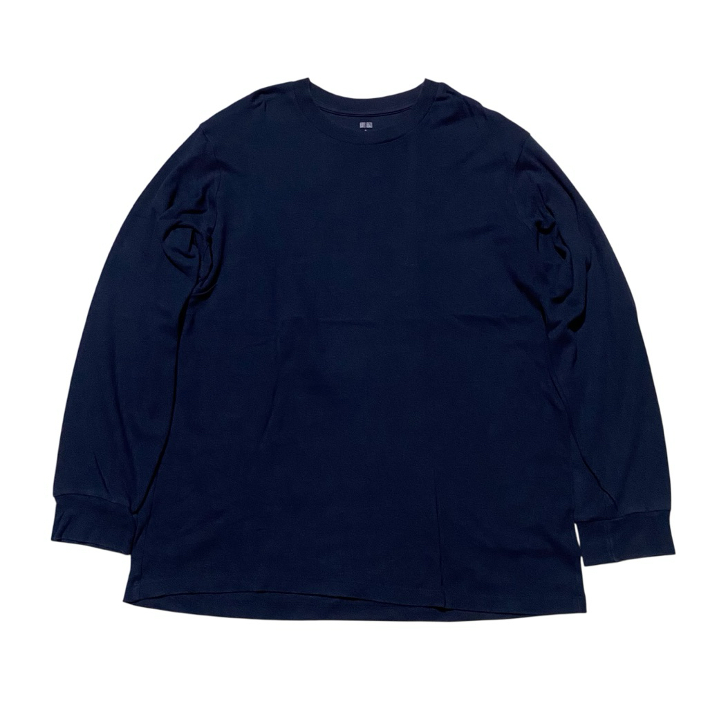 Uniqlo basic dark black LS tee