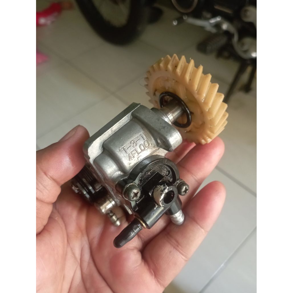 pompa oli original copotan rx king new master muda kondisi mulus pungsi normal dgn baik