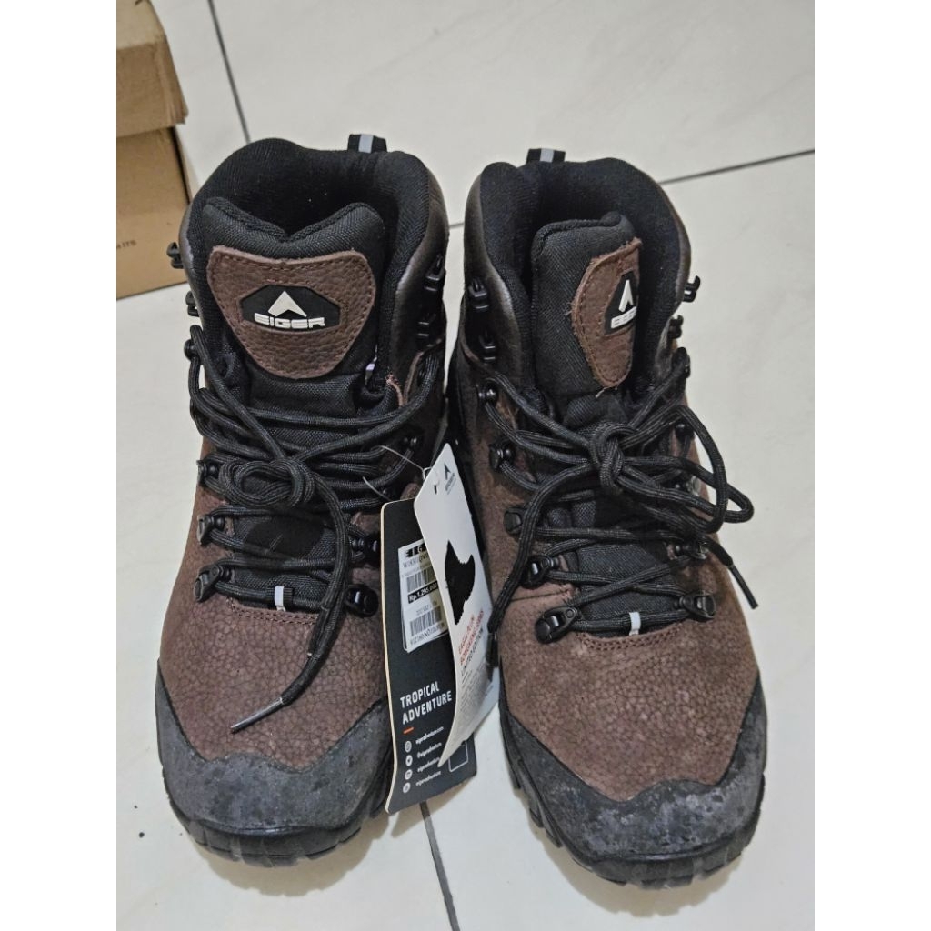 EIGER SEPATU GUNUNG