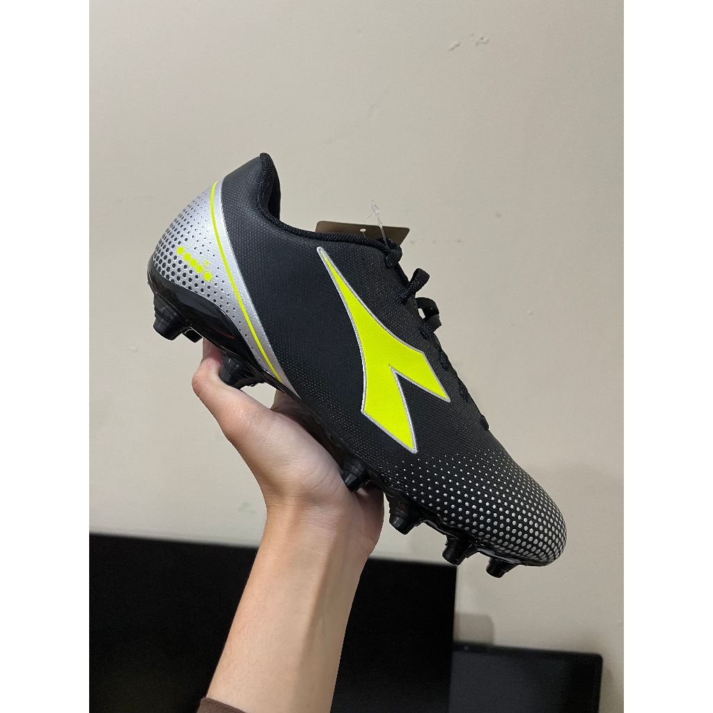 Sepatu Bola Diadora Pichichi 7 MG14 Original DIA180709262