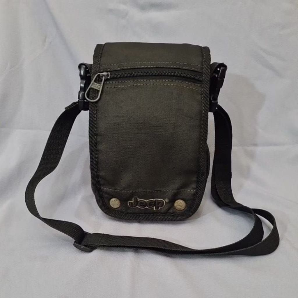 Tas JEEP Mountrack Selempang Preloved