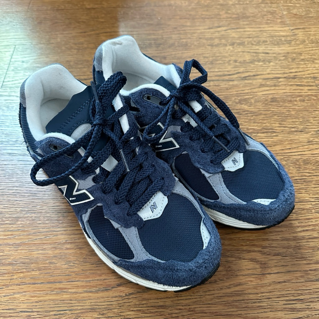 [READY] NEW BALANCE NB 2002R PROTECTIONPACK NAVY SEPATU WANITA PRELOVED