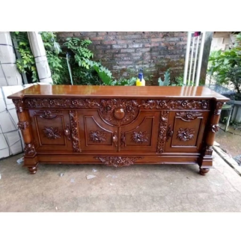 bufet tv pendek kayu jati ukir, bufet kayu jati ukir