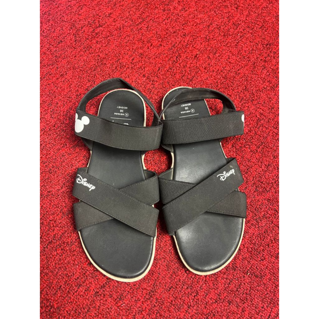 preloved nevada sandalx disney size 38
