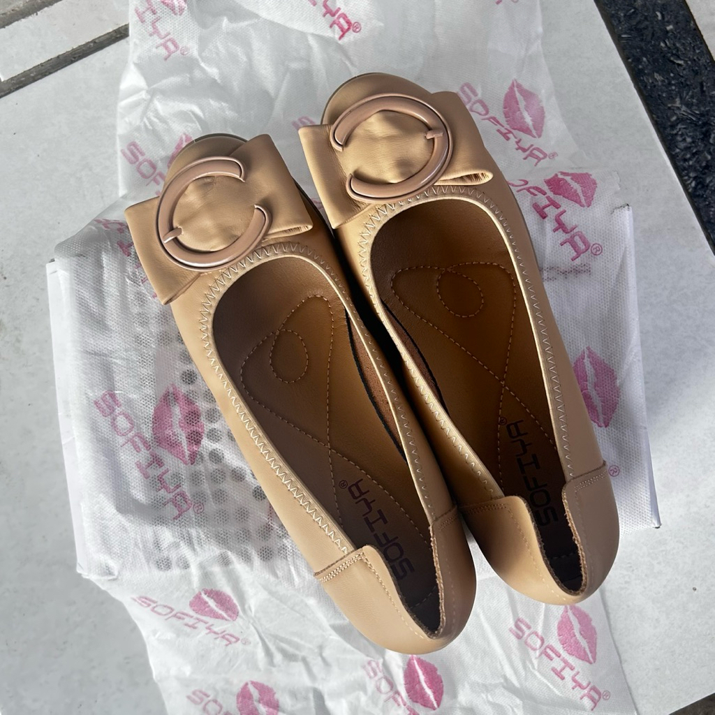 Preloved Flat Shoes Wedges Sofiya