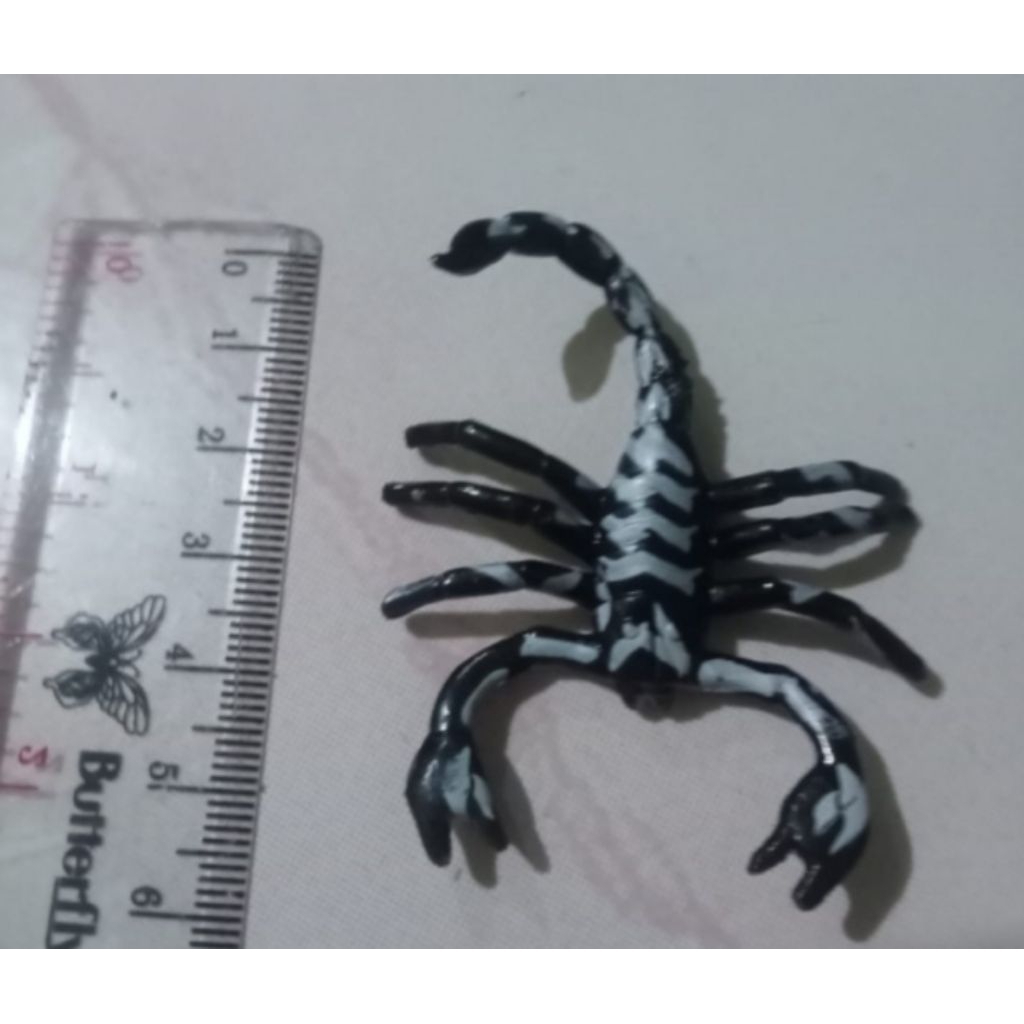 mainan anak binatang karet serangga satuan