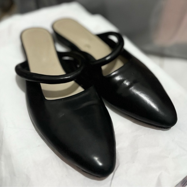 Sepatu Tiptoe Wanita - Black