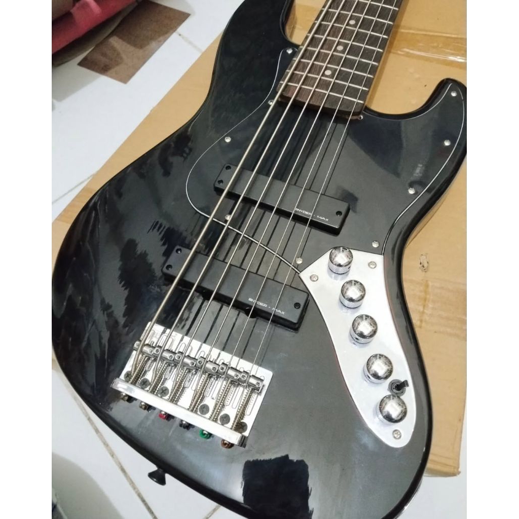 Bass 6 string Fender Jazz Bass New custom (aktif - pasif)