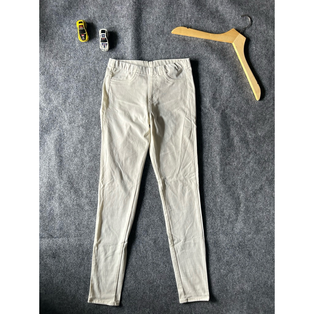CELANA UNIQLO l CELANA UNIQLO WANITA
