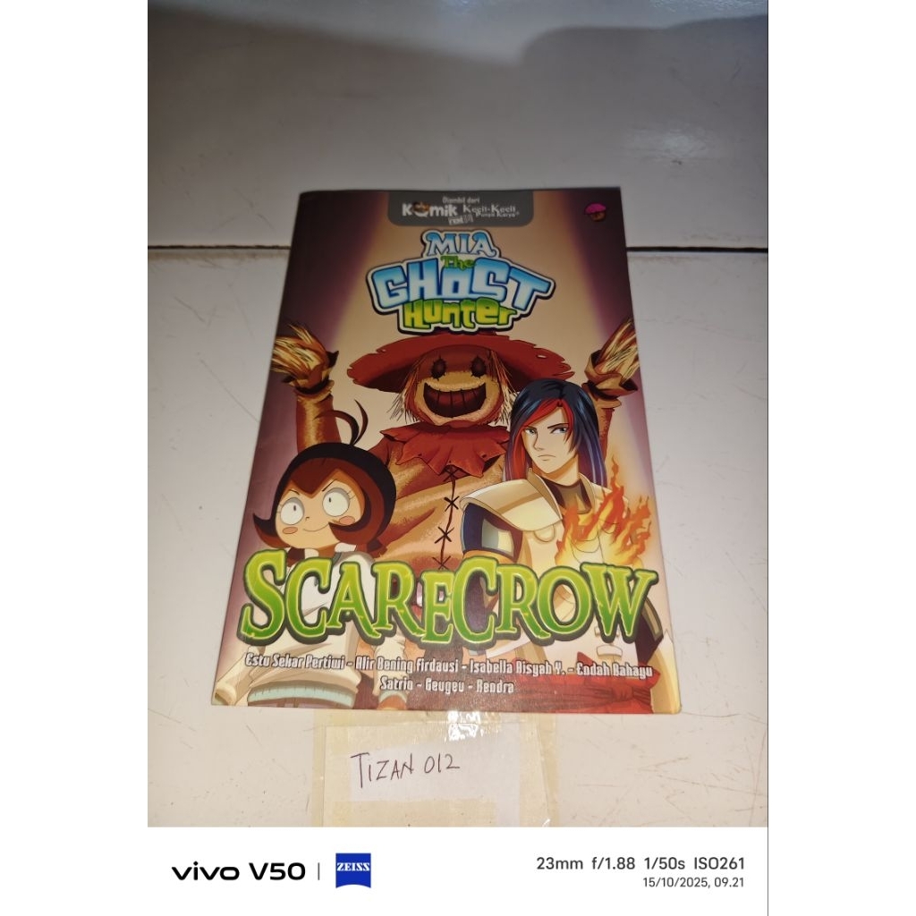 Komik kecil kecil punya karya Mia The Ghost Hunter - ScareCrow by Estu Sekar Pertiwi