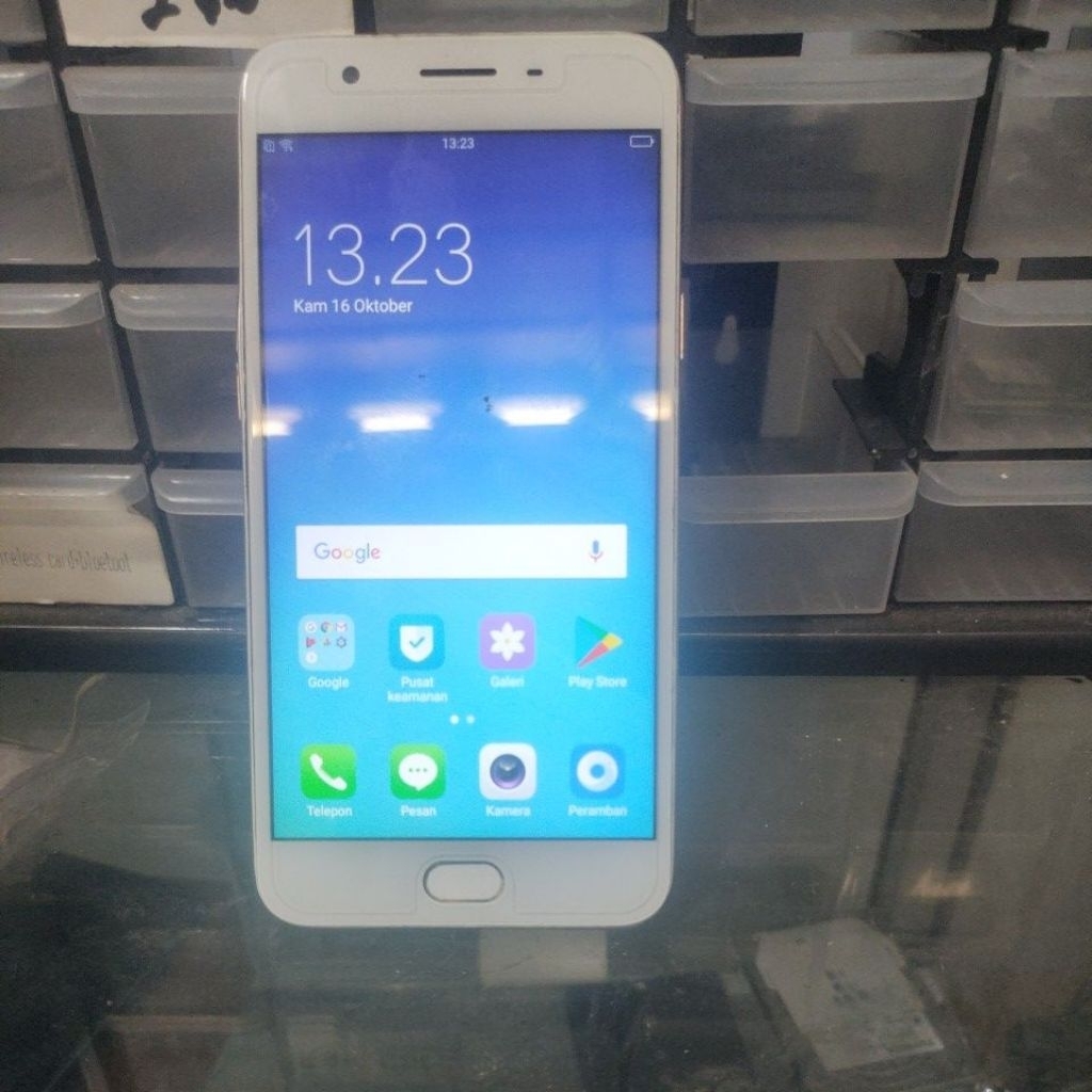 HP Oppo F1S A1601 Ram 4 normal siap pake