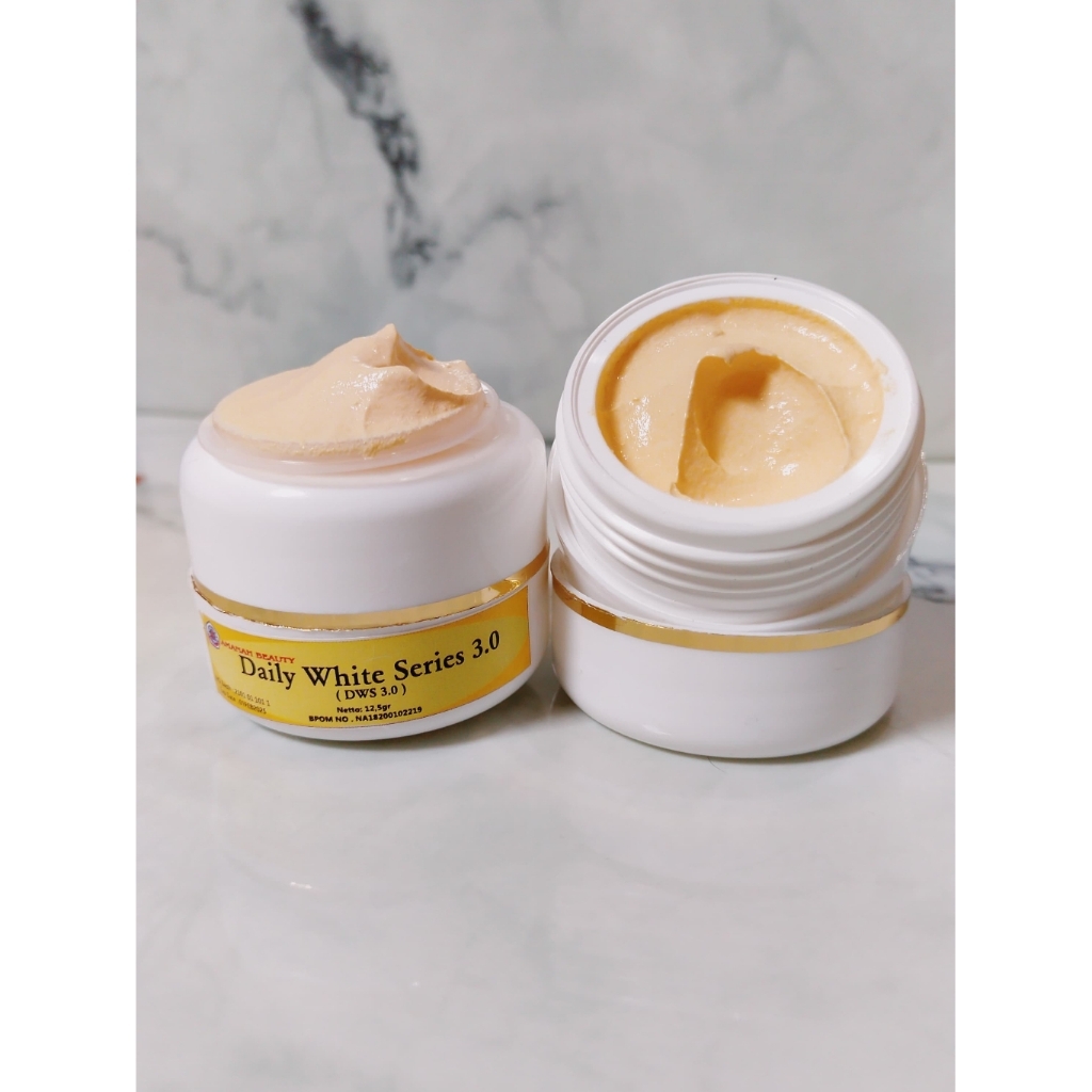DWS 3.0 (DAILY WHITE SERIES SPF 3.0 Amanah Beauty)
