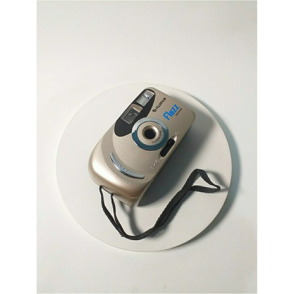 Kamera Analog Fujifilm Flezz