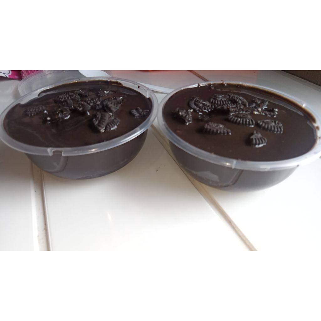 Dessert box brownies lumer 200ml FREE sendok