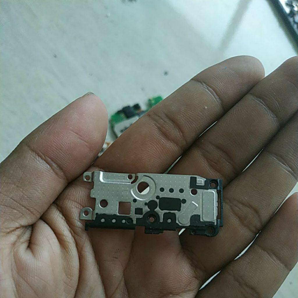 seng penutup board cas bekas itel S23 plus