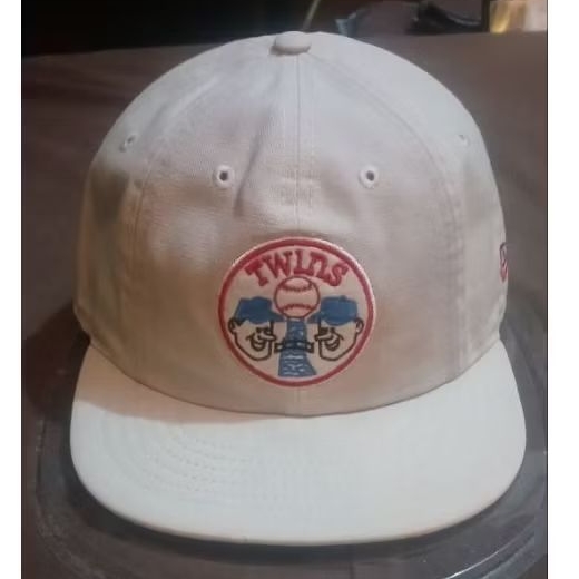 topi new era visor pendek Minnesota Twins MLB retro. Heritage series.snapfitted 714.56,57,58cm.rare 