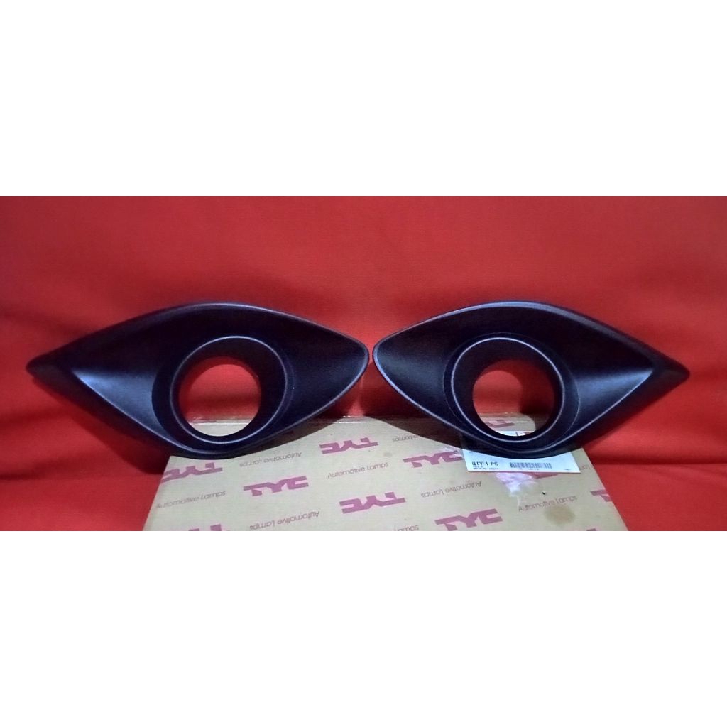 Cover foglamp Lampu kabut Mobil Mazda 2 tahun. 2009 2010 2011 2012 Original