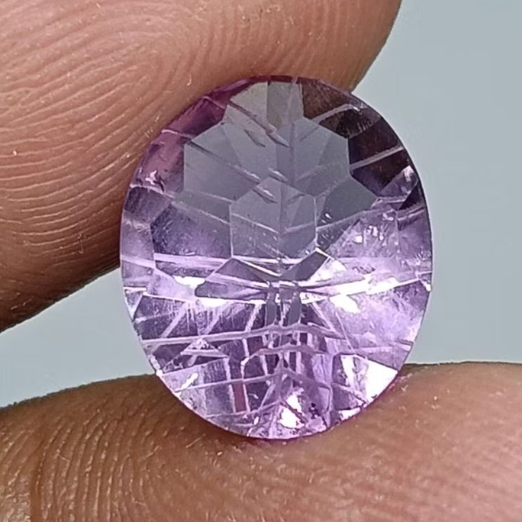 Batu Amethyst , Cutting Custom Oval
