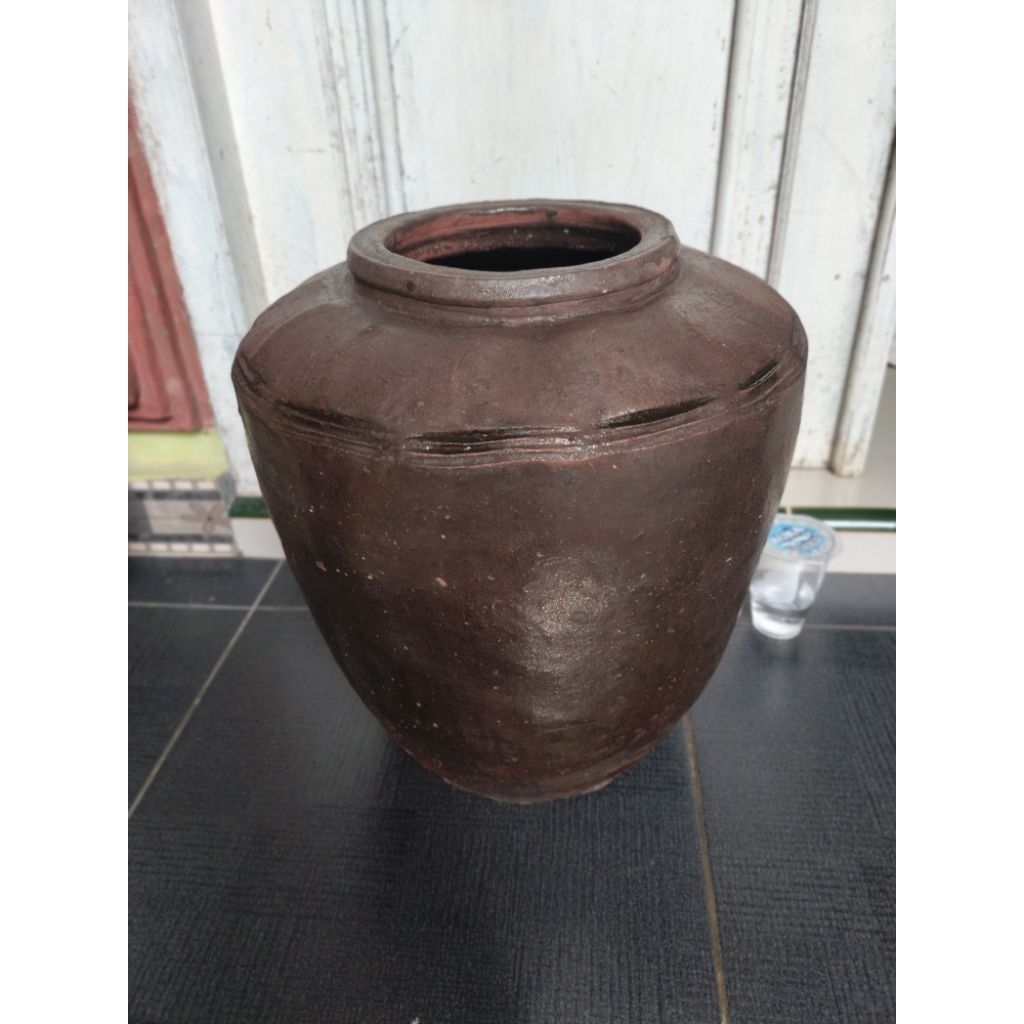 Guci kuno china dinasti Song temuan sungai Mahakam t.35cm keramik