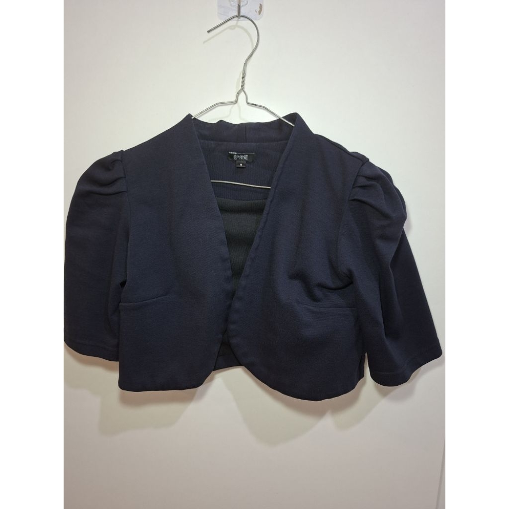 Preloved Eprise Blazer Crop Pendek size S