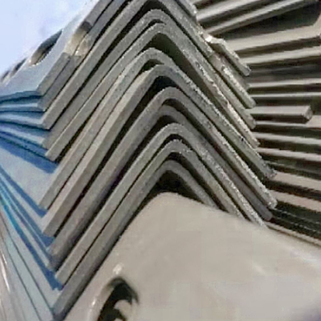 Siku lubang 40 x 40 x 2,3 x 3 mtr ( 3,6 cm x 3,6 cm x 2 mm x 3 mtr / Union ) | Besi siku | Angle bar