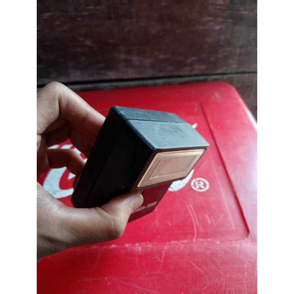 kamera analog 35rb jadul antik kuno lawas vintage kuno display anggap mati