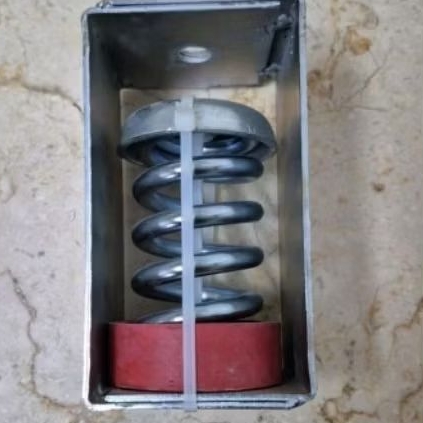 spring mounting gantung local , untuk 150 - 200kg/ titik