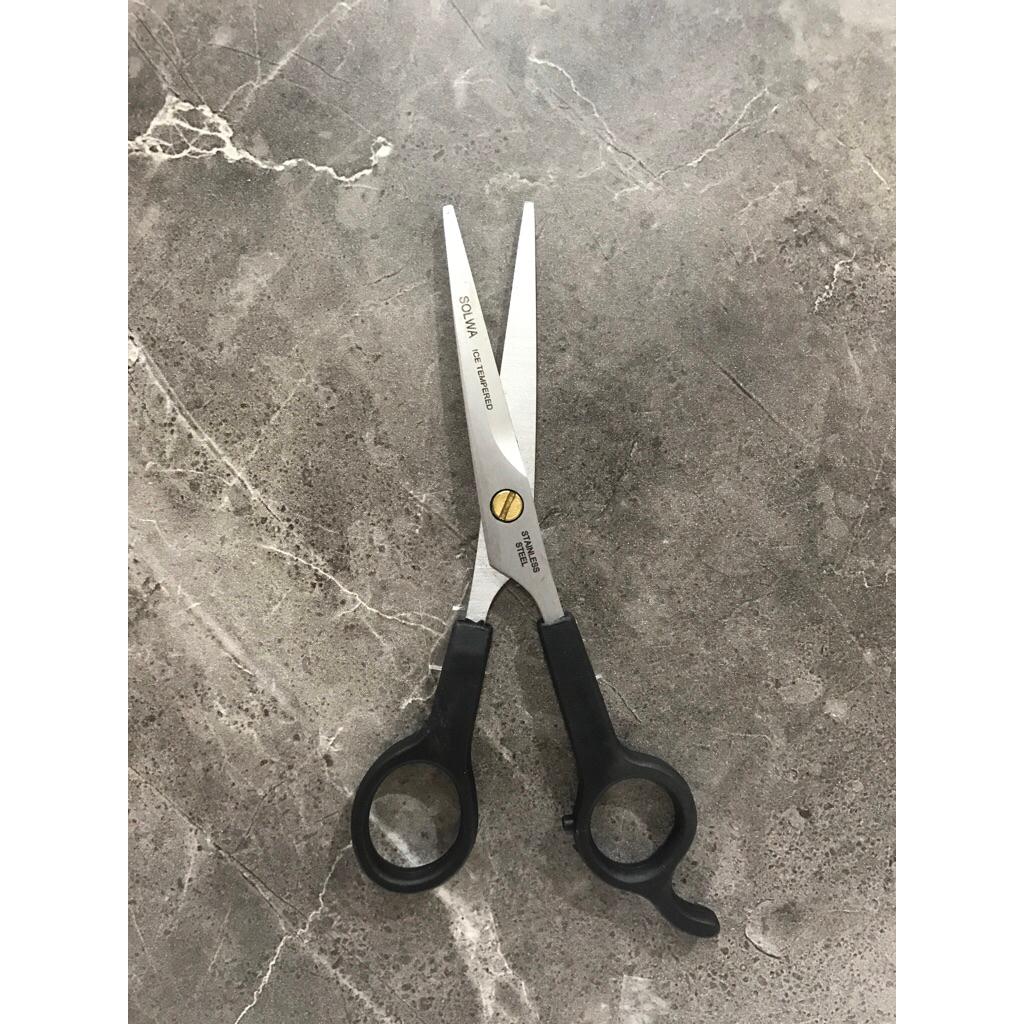 Solwa Gunting Rambut