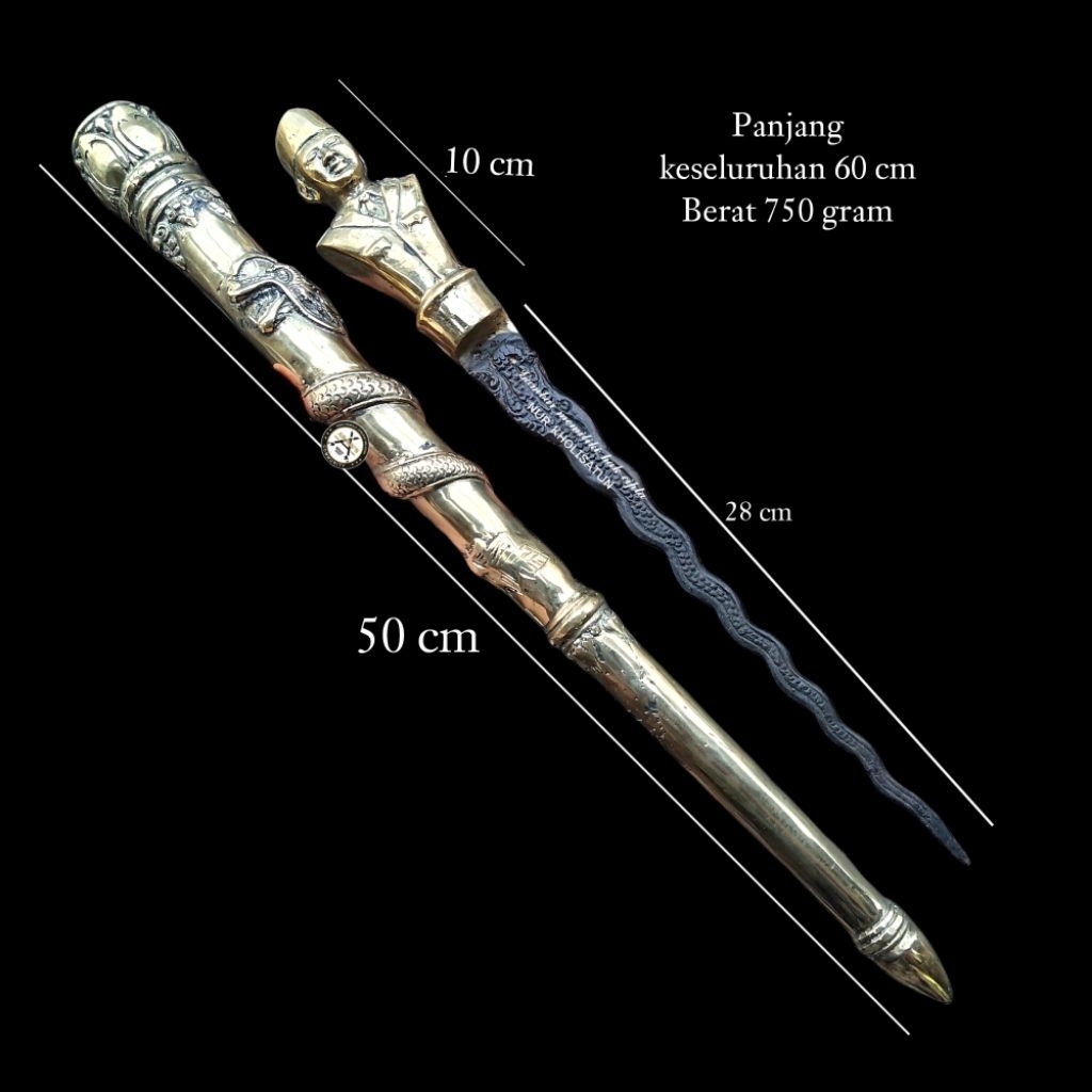 KOLEKSI TONGKAT KOMANDO SUKARNO BAHAN KUNINGAN