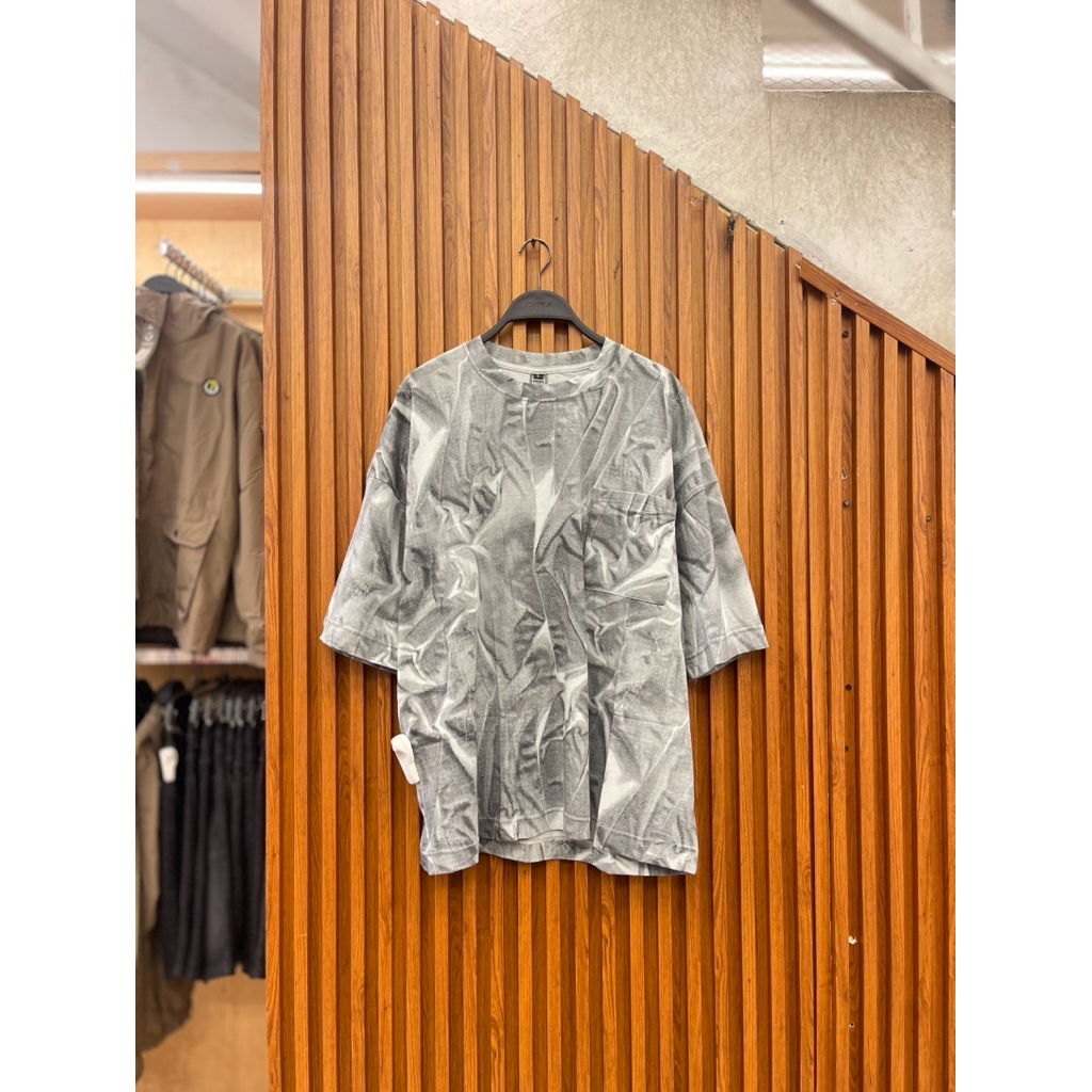 18094 KAOS ABSTRACT TEXTURE TEE