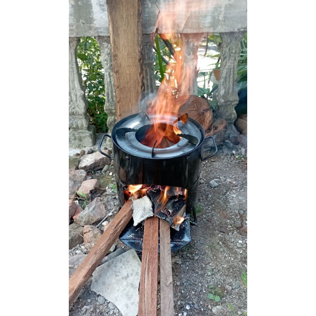 kompor tungku kayu bakar, tungku + panggangan portebel, tumang kayu bahan dari besi