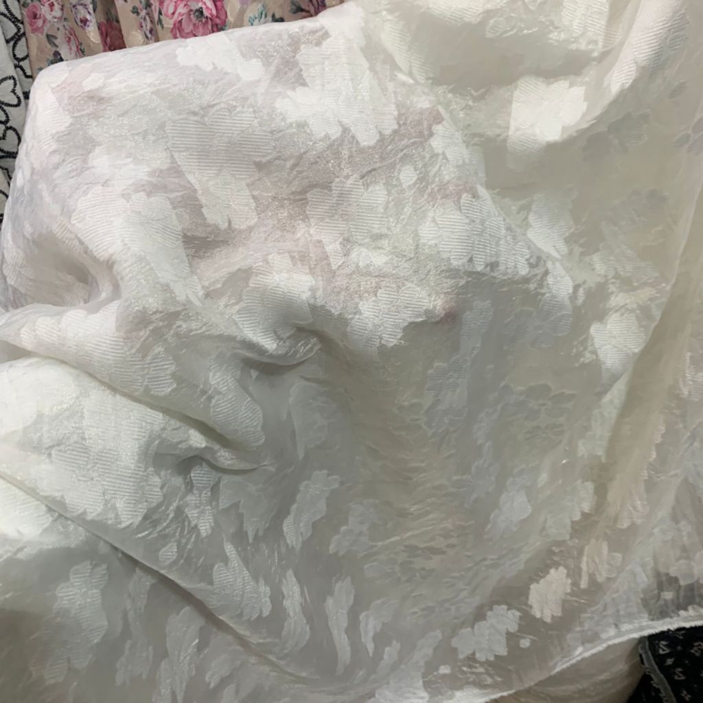 kain organza silky bordir - kain organza milky bordir - kain organza lembut corak timbul