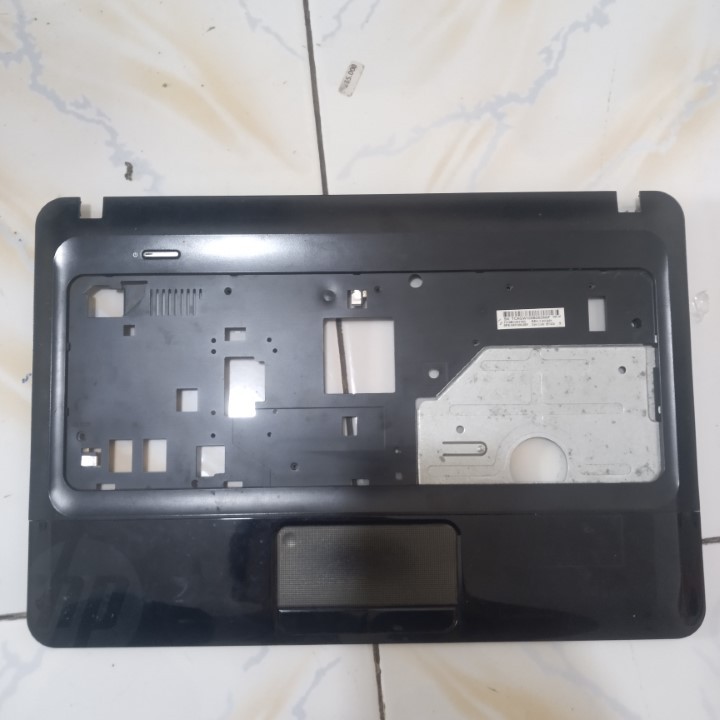 Casing Frame Keyboard Palmrest Laptop HP 1000 Case Second Bekas 284