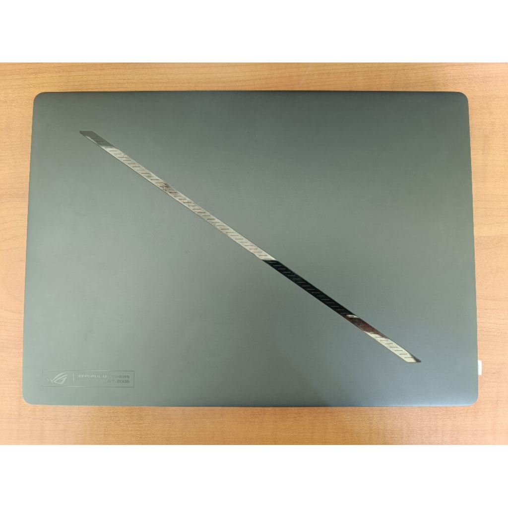 ASUS ROG Zephyrus G14  – Ryzen AI 9 HX370 | RTX 5060 | OLED 3K 120Hz | 32GB | 1TB SSD bukan flow z13