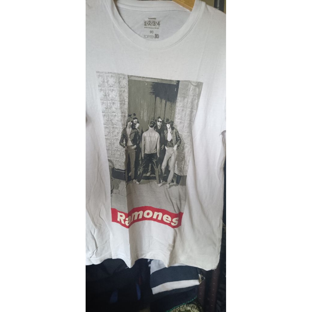 Ramones tee