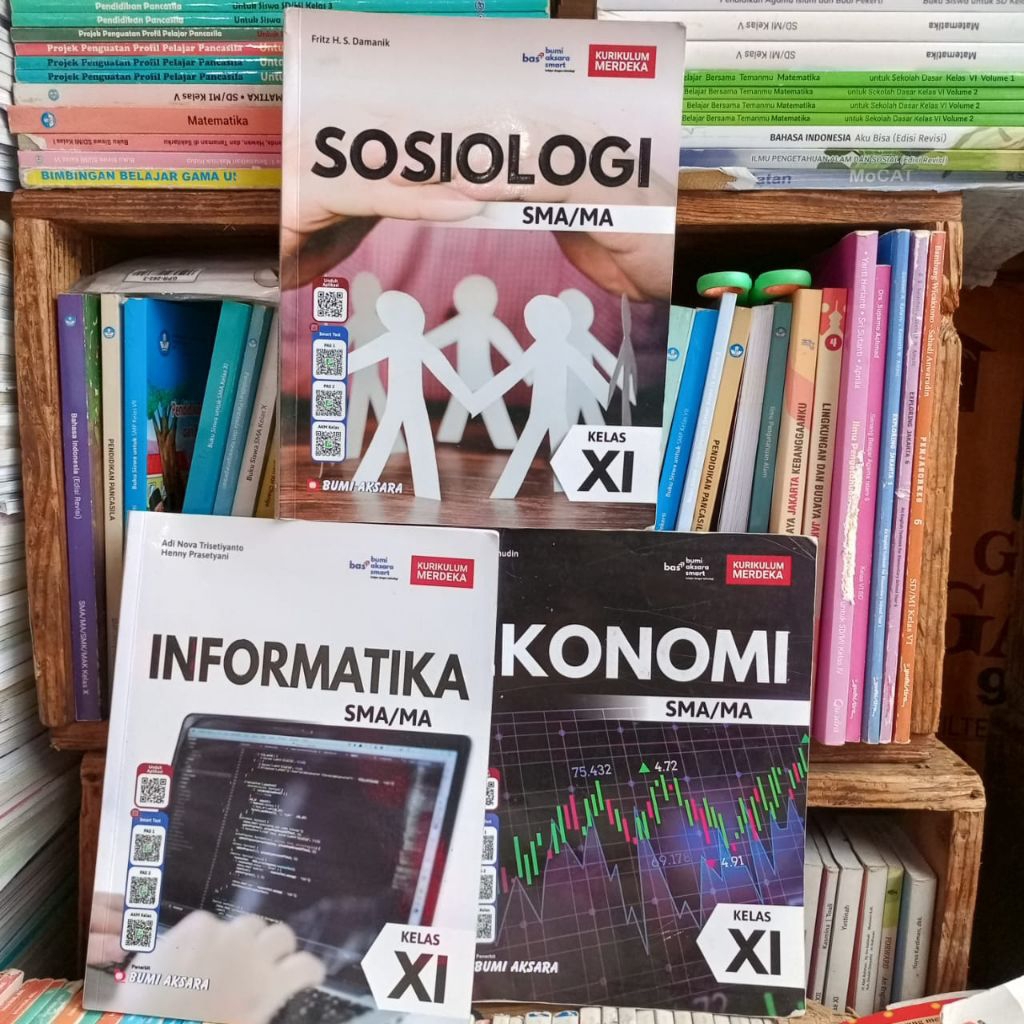 Buku Bekas Kimia, Ekonomi, Informatika, Sosiologi. SMA MA Kelas XI Kurikulum Merdeka Penerbit Bumi A