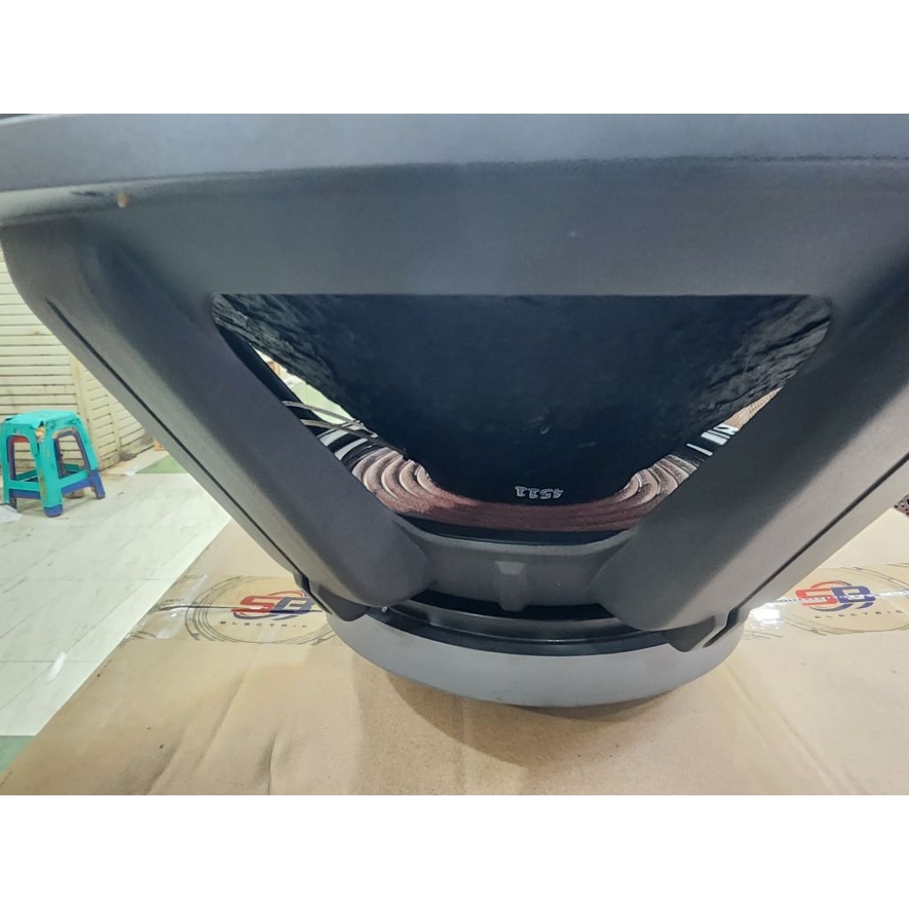 SPEAKER ACR 18 INCH DELUXE 18700 KEKUATAN 600-1200 WATT ORI