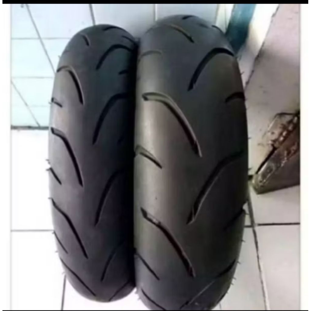sepasang ban NMAX (depan belakang)