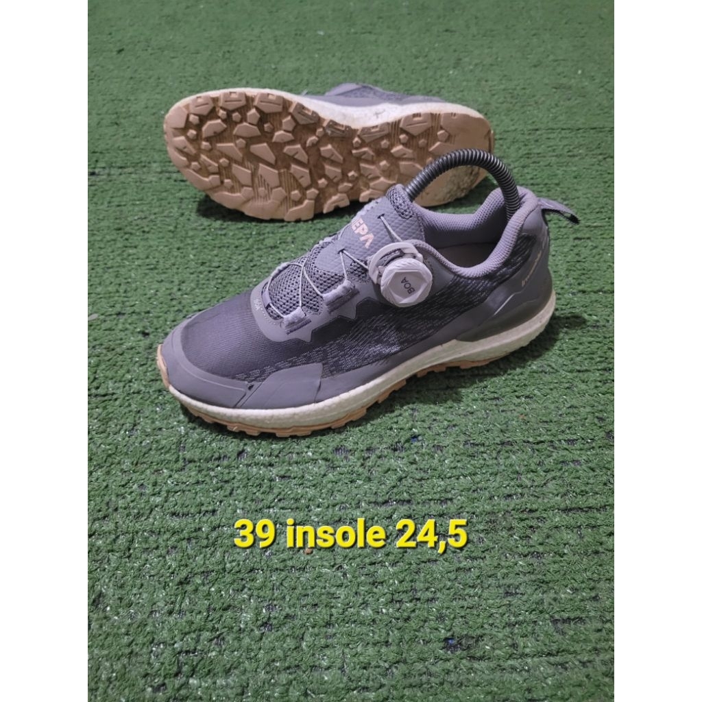 sepatu gunung s39 nepa