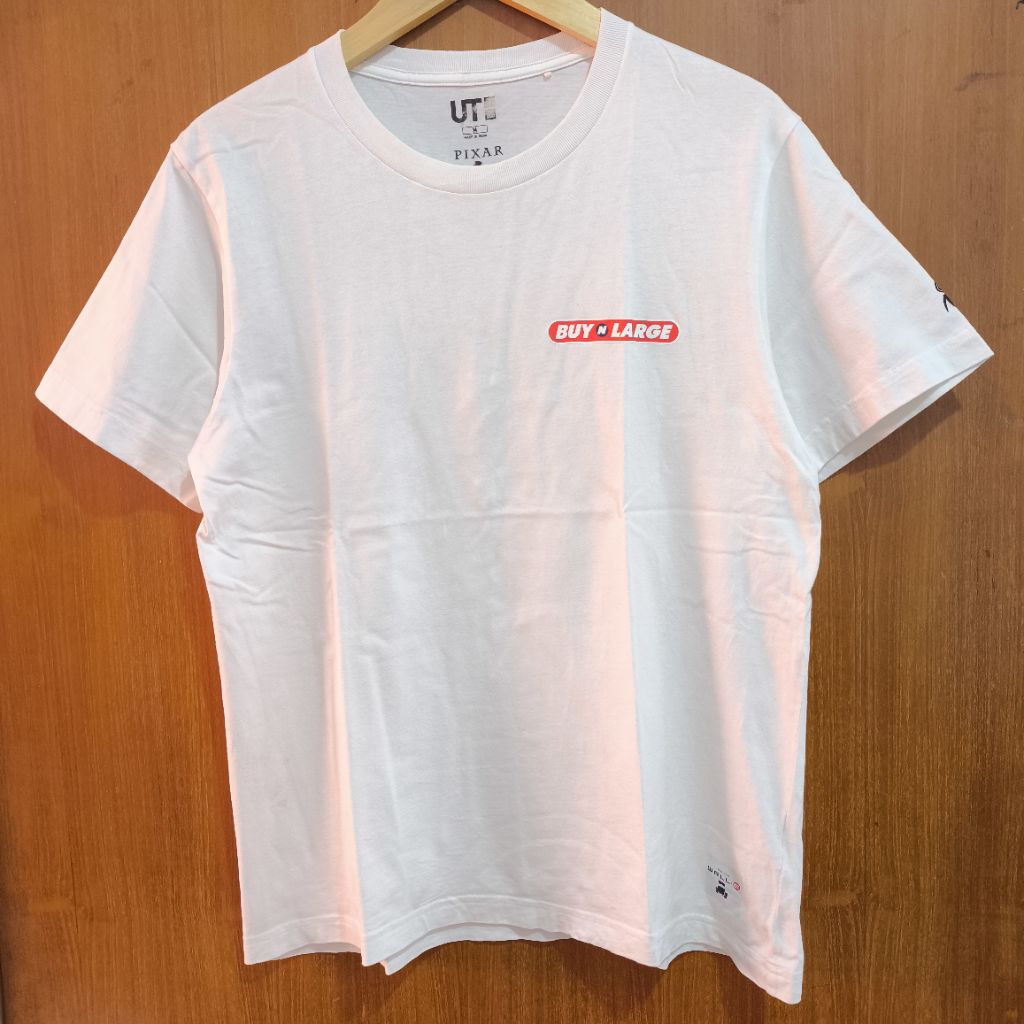 Kaos Uniqlo Collab Pixar