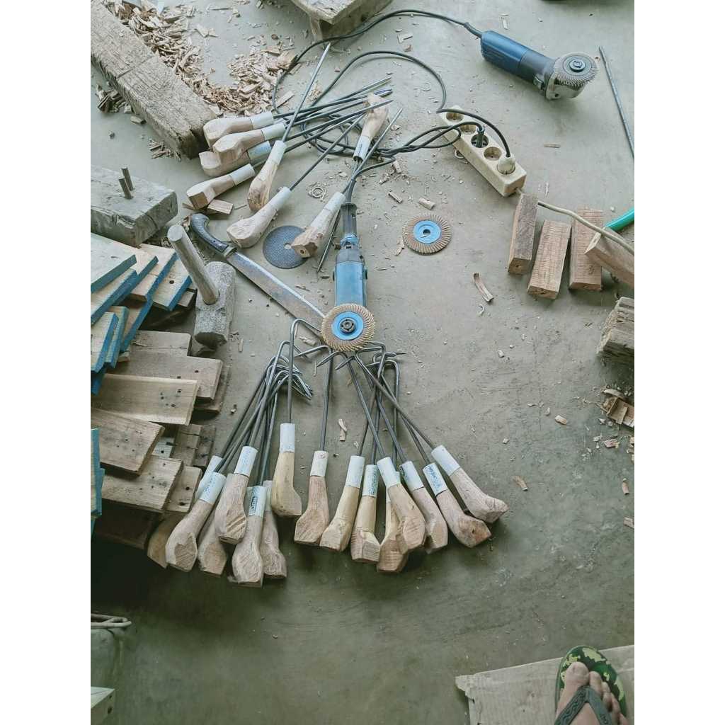 Gancu Karung Beras / Gancok Karung / Garu Karung / Kaitan Karung / Gancuk Karung / Ganco / Cantolan 