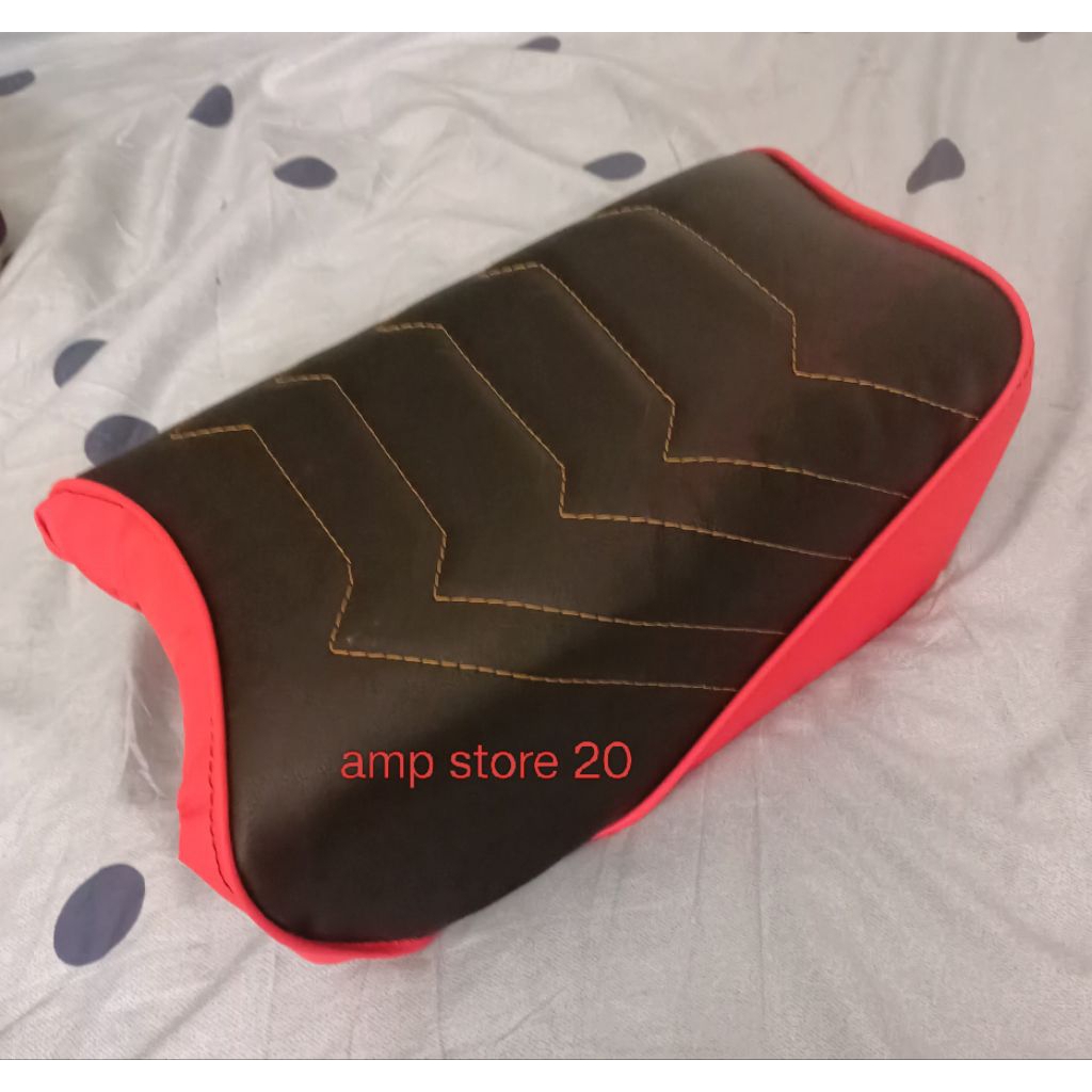 Jok motor anak HITAM STRIP PUTIH cocok di motor PCX N-MAX AEROX DLL.