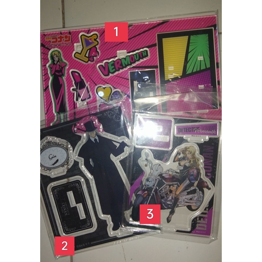 Standee Acrylic Detective Conan Gin Vermouth (UNSEALED)