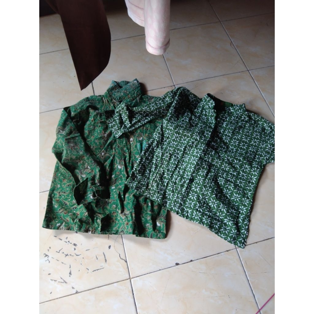 seragam batik hijau SD