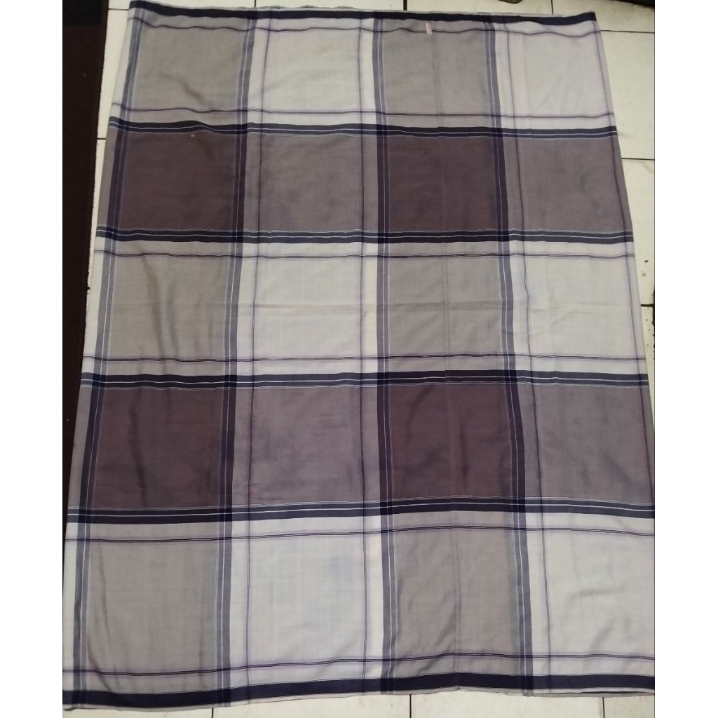 Sarung Bekas Second