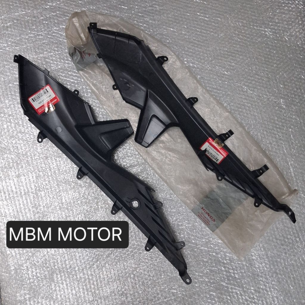 COVER BODI BODY KASAR SAMPING KANAN KIRI HONDA VARIO 110 LAMA KARBU PERTAMA ORI AHM 83520-KVB-900 83