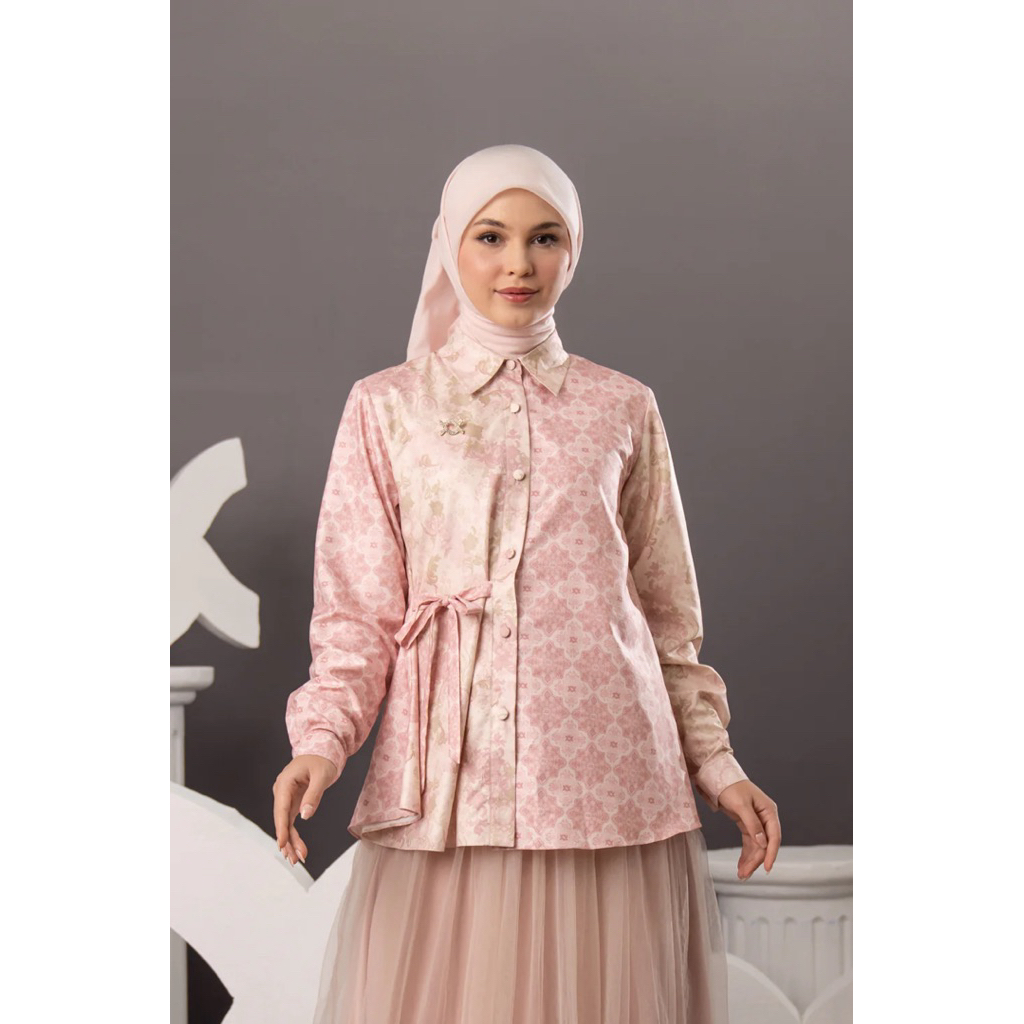 KALINA SHIRT WEARING KLAMBY